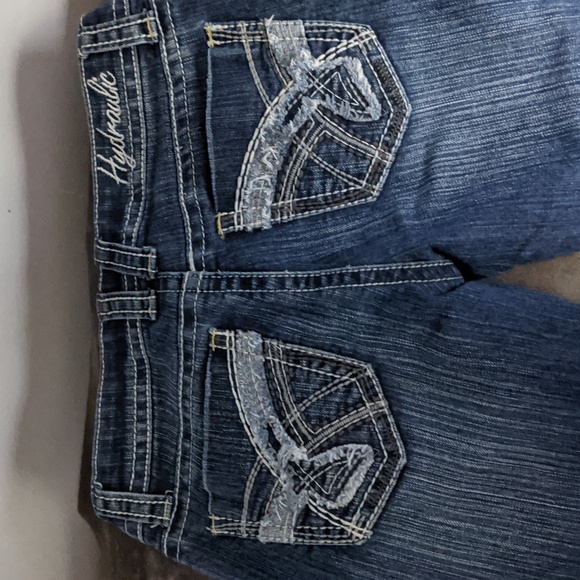 Capris - Picture 2 of 5